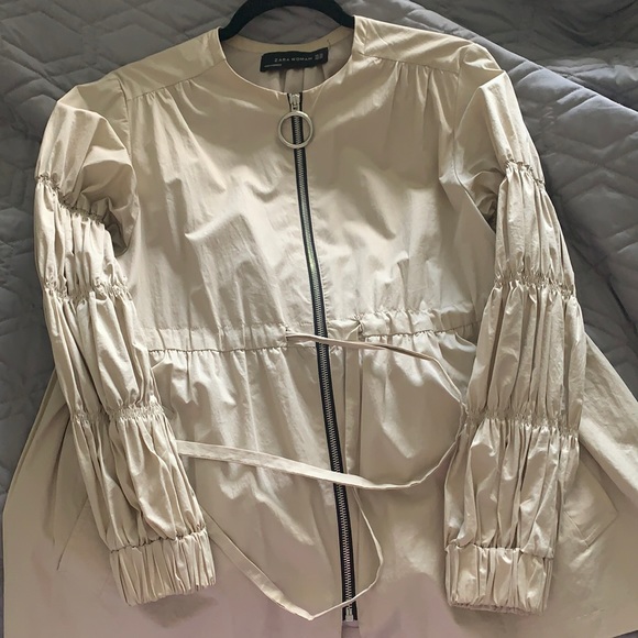 Zara Women's Gathered Sleeve Jacket today only (sept 14) - Picture 6 of 9